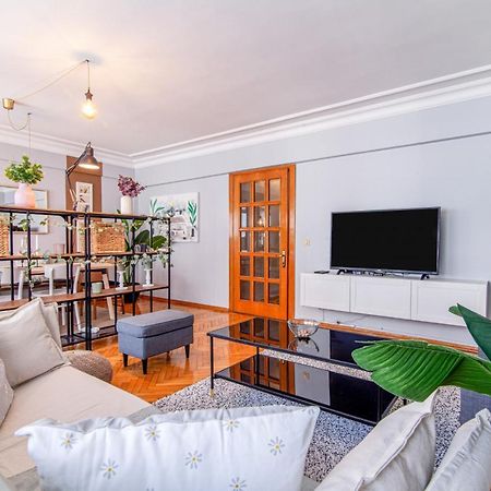 Gorgeous Flat With Lovely Balcony In Nisantasi イスタンブール エクステリア 写真